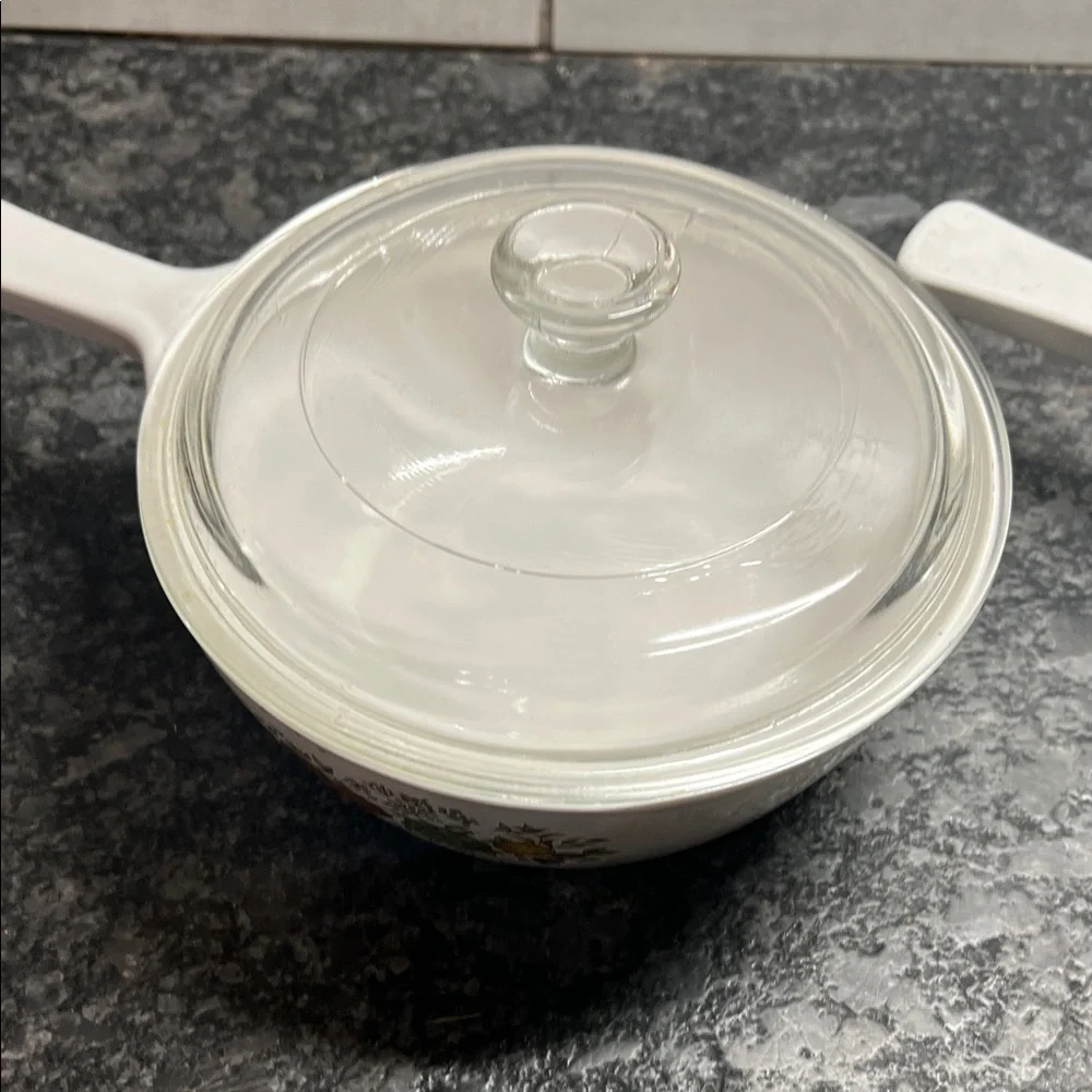 Vintage Glass Corningware Casserole Dishes with handles and Lids